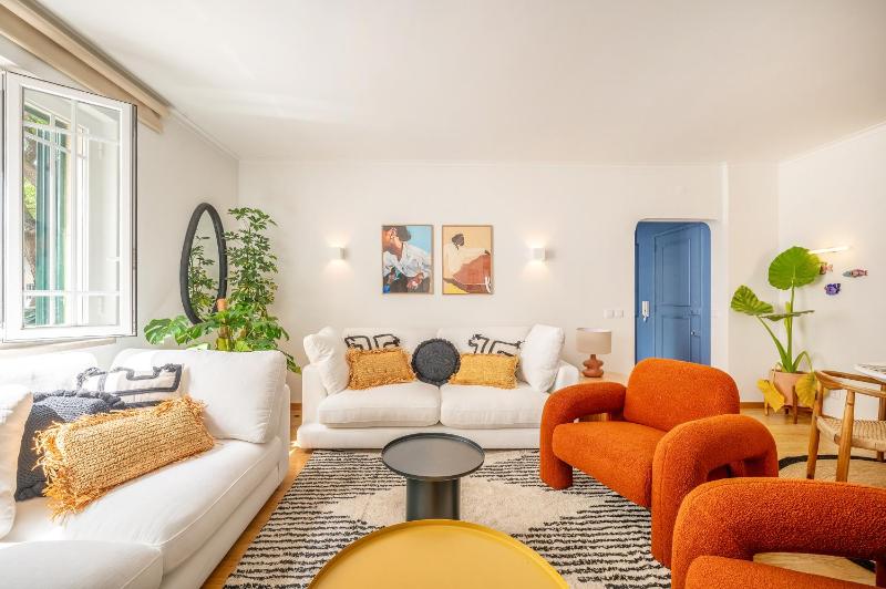 Blue Tide - Two Bedroom Apartment - image 14