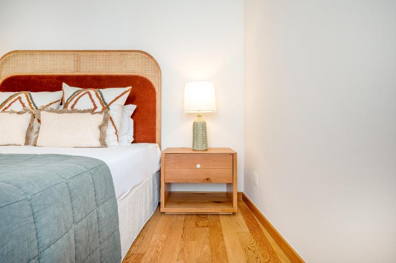 Blue Tide - Two Bedroom Apartment - image 28
