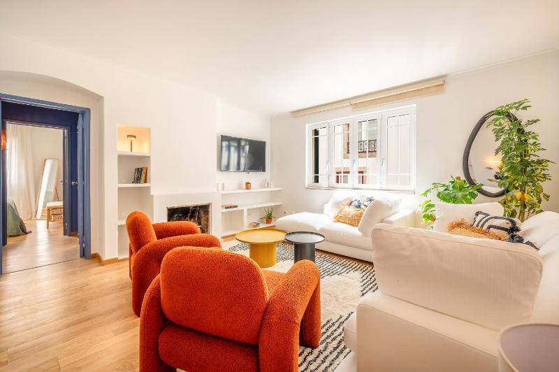 Blue Tide - Two Bedroom Apartment - image 20