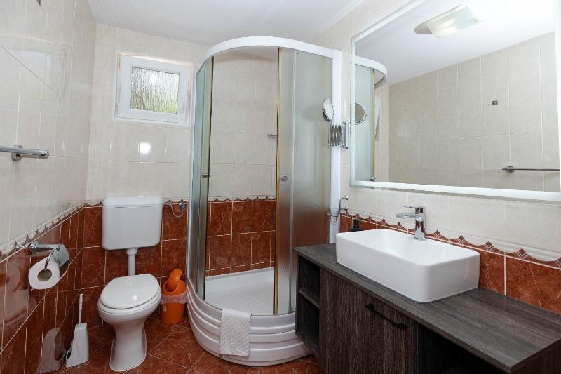 One-Bedroom apartment Standard image 2