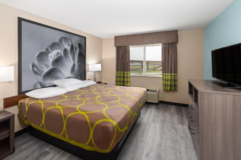 King Studio Suite - Non-Smoking image 3