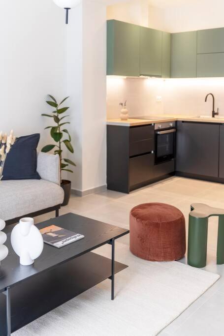 Cityscape Comfort 2BR Apartment in Ampelokipoi by UPSTREET - image 13