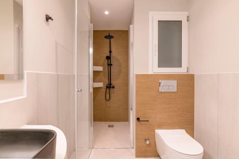 Cityscape Comfort 2BR Apartment in Ampelokipoi by UPSTREET - image 12