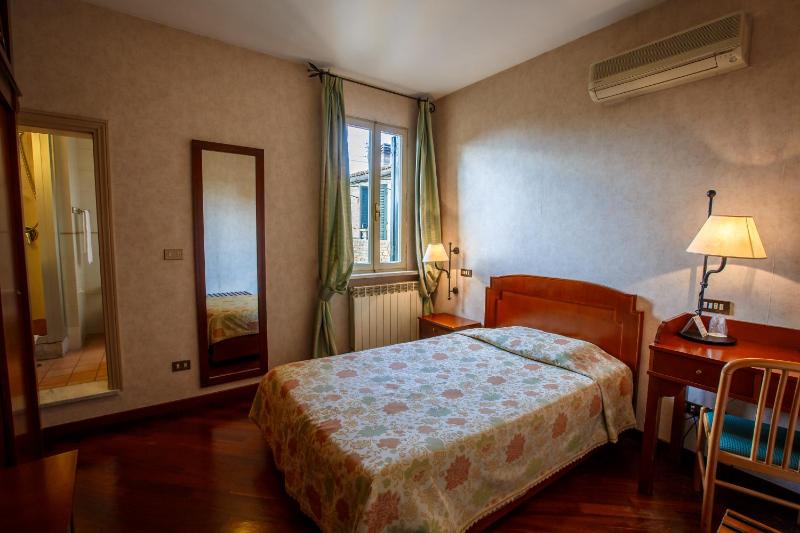 Hotel Fortuna - image 38