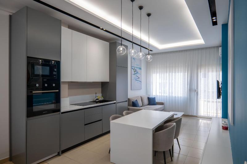 Domi Luxury beach view apartments in Saranda - image 5