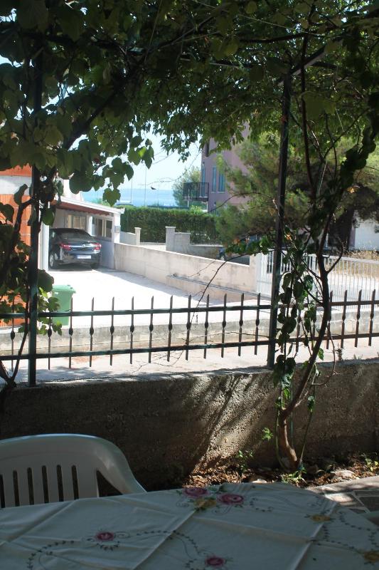 Two-Bedroom Apartment with Terrace and Sea View image 2