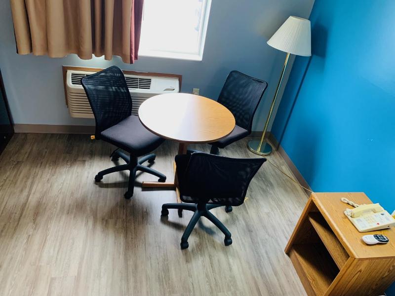 Single Room image 1