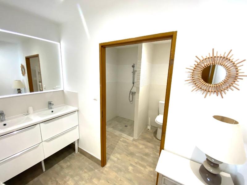 Quadruple Room image 3