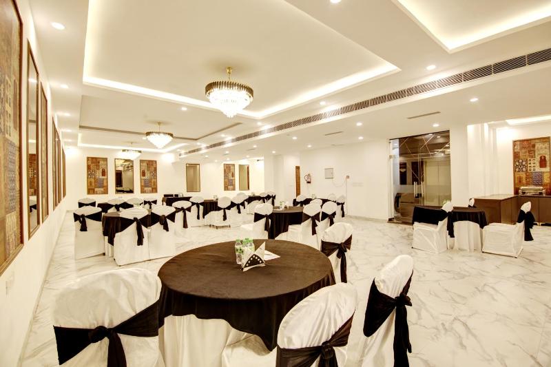Saltstayz Select - Huda City Center - image 16