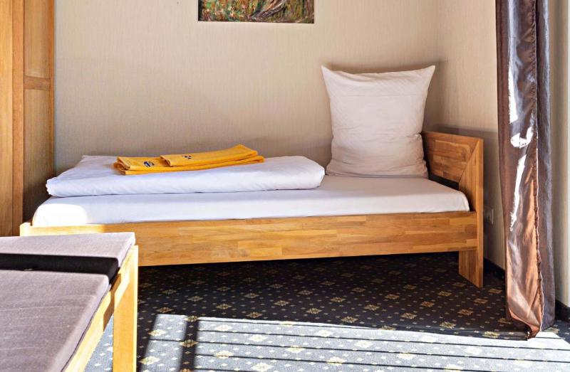 One-Bedroom Apartment image 4