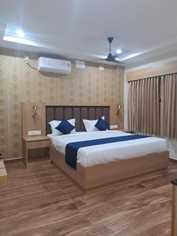 Sky Inn - image 7