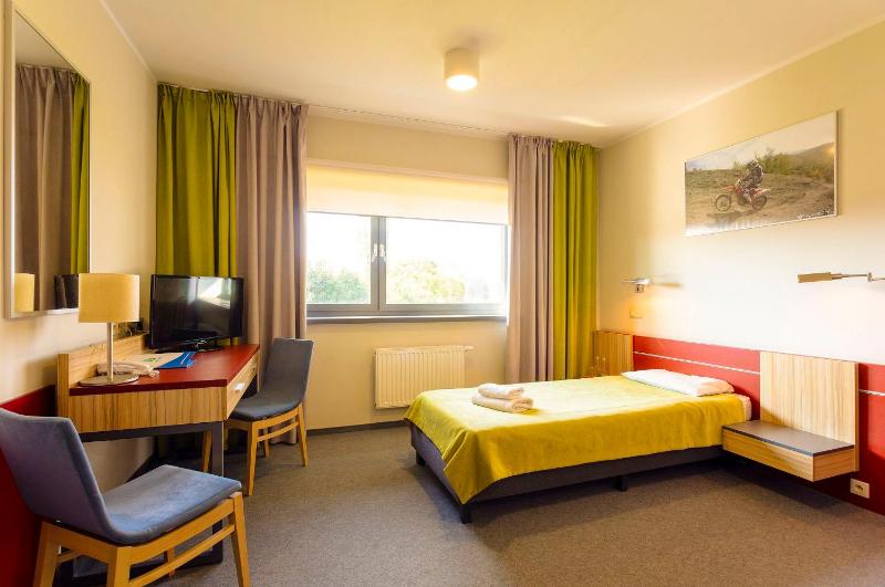 Single Room image 2