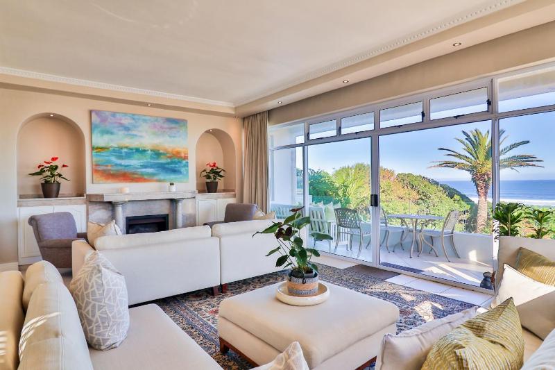 Hermanus Beachfront Lodge - image 7