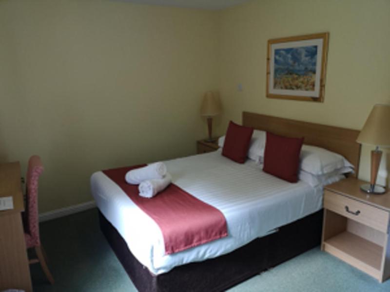 Budget Double Room image 2