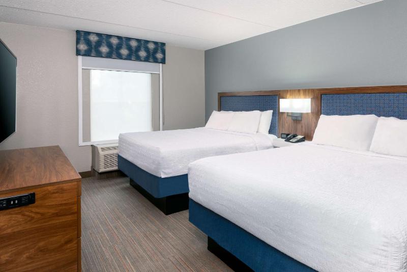 One-Bedroom Queen Suite with Kitchen - Non-Smoking image 3
