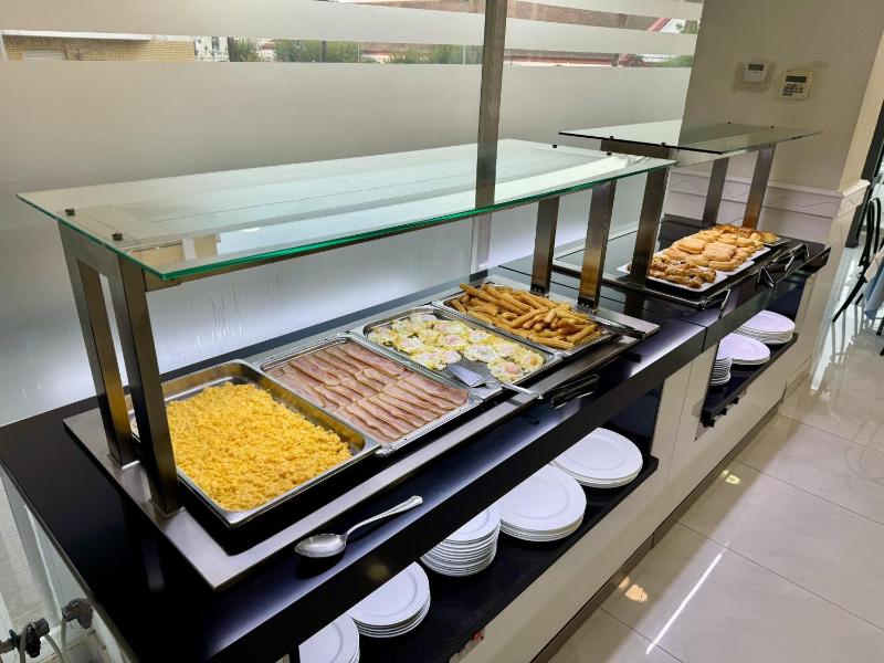 Hotel Guadalquivir - image 36