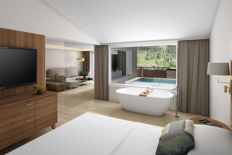 Executive Suite image 3