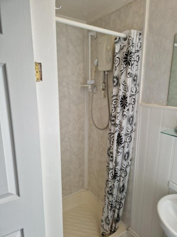 Double Room with Private Bathroom image 2