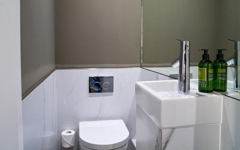 Two Bedroom Townhouse image 2