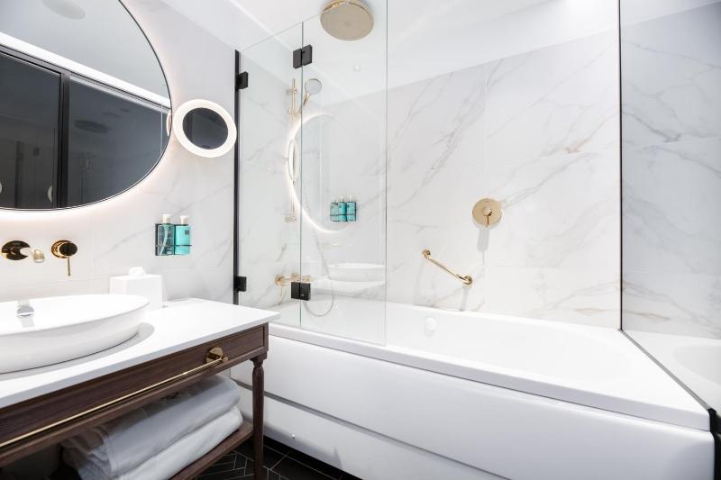 Superior Double Room image 2