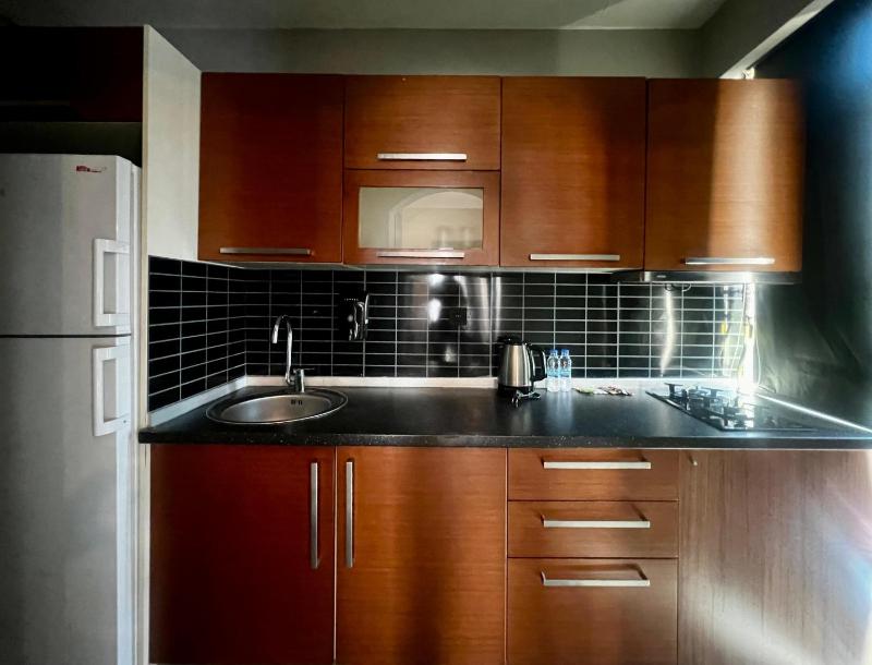 One-Bedroom Suite image 2