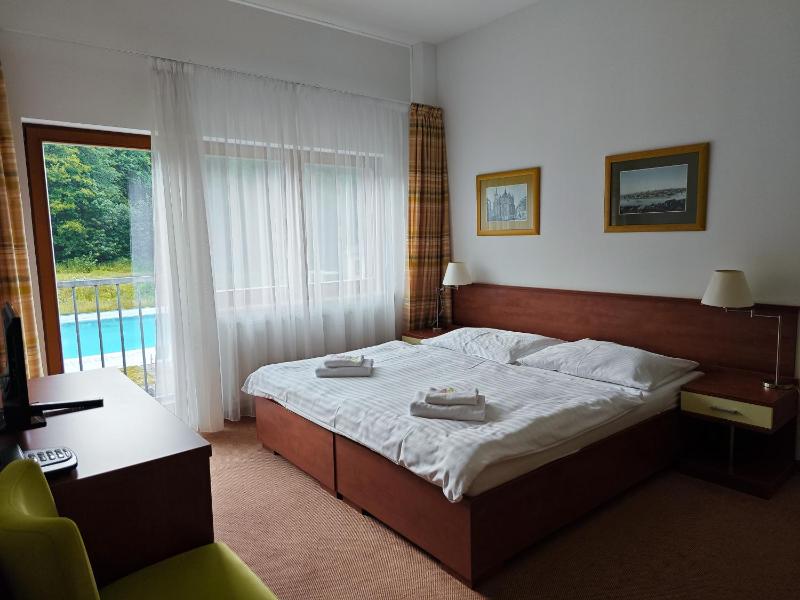Geyserpark Village - image 7
