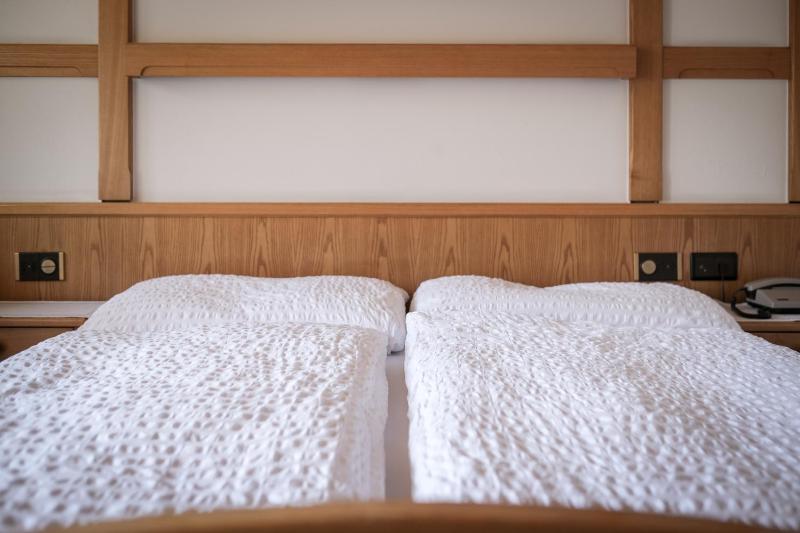 Double Room with Balcony and Matterhorn View image 3