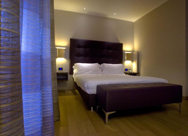 Rome Airport Hotel Fiumicino - image 13