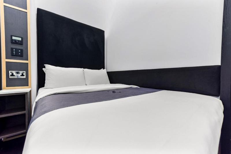Double Room (Without Window) image 4