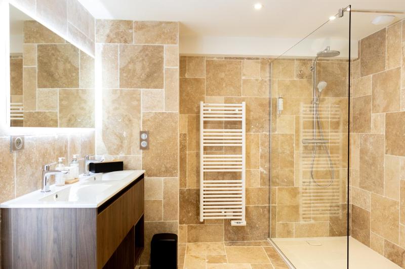 Suite image 2