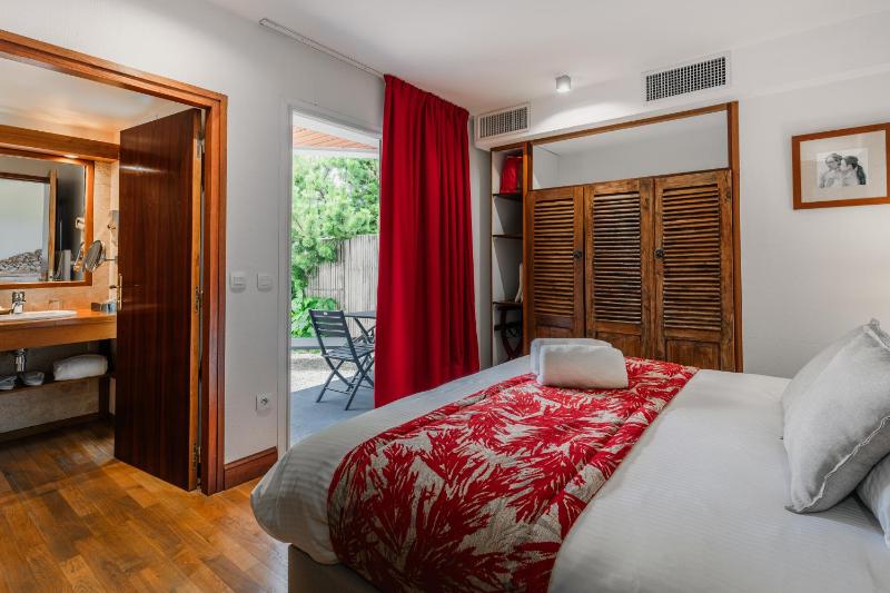 Prestige Double Room with Private Garden image 1