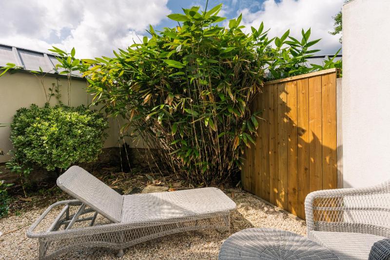 Prestige Double Room with Private Garden image 4