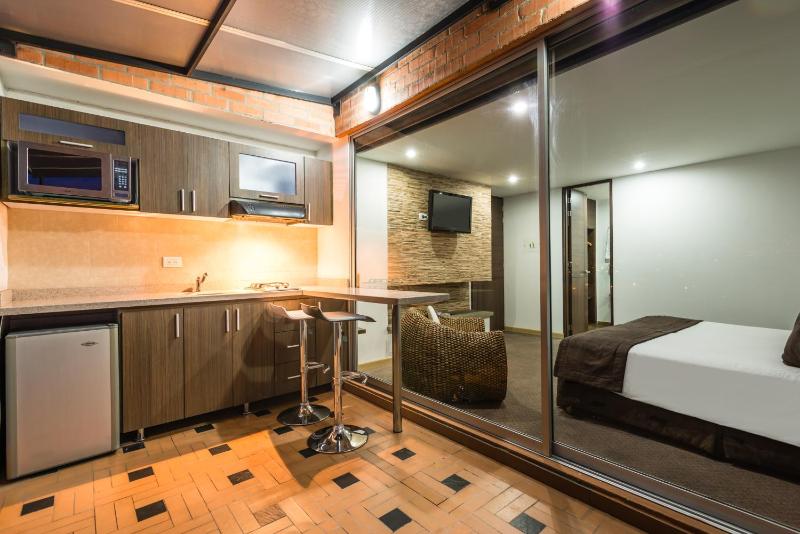 Apartamentos Regency La Feria - image 14