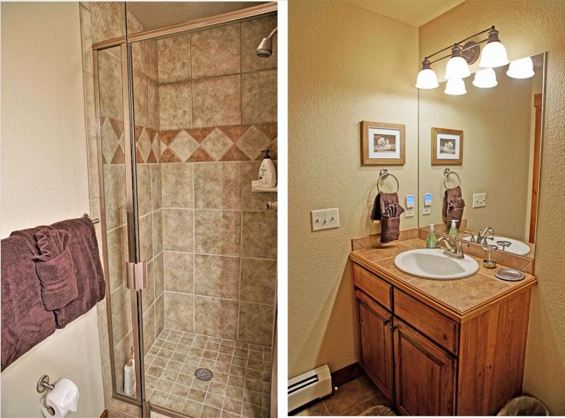 Pool & Hot Tubs 2 Living Rooms City Shuttle Washer Dryer - image 9