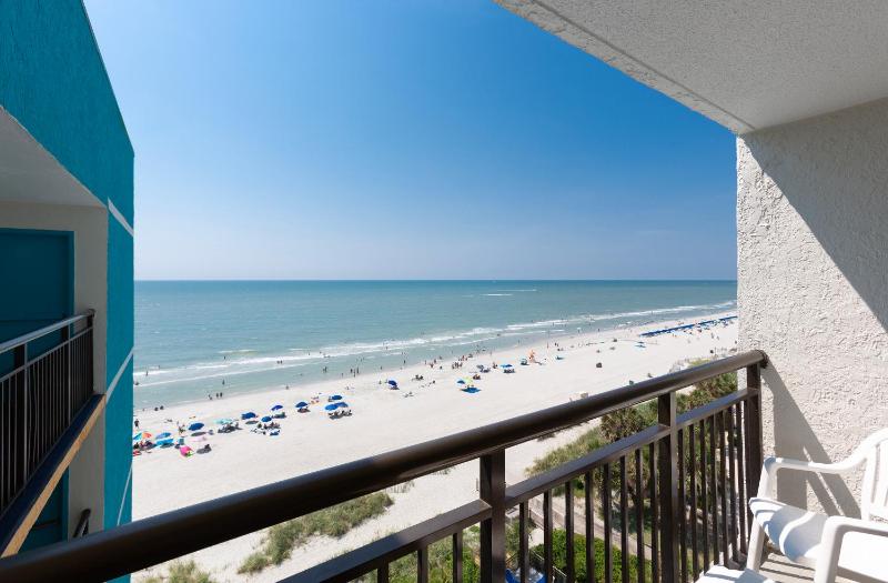 Oceanfront Double Suite image 3