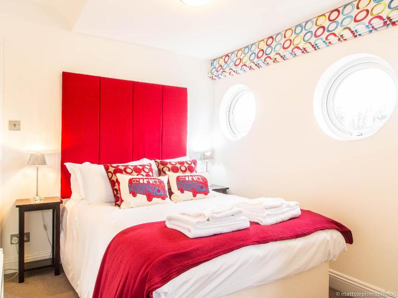 Deluxe Apartment image 1