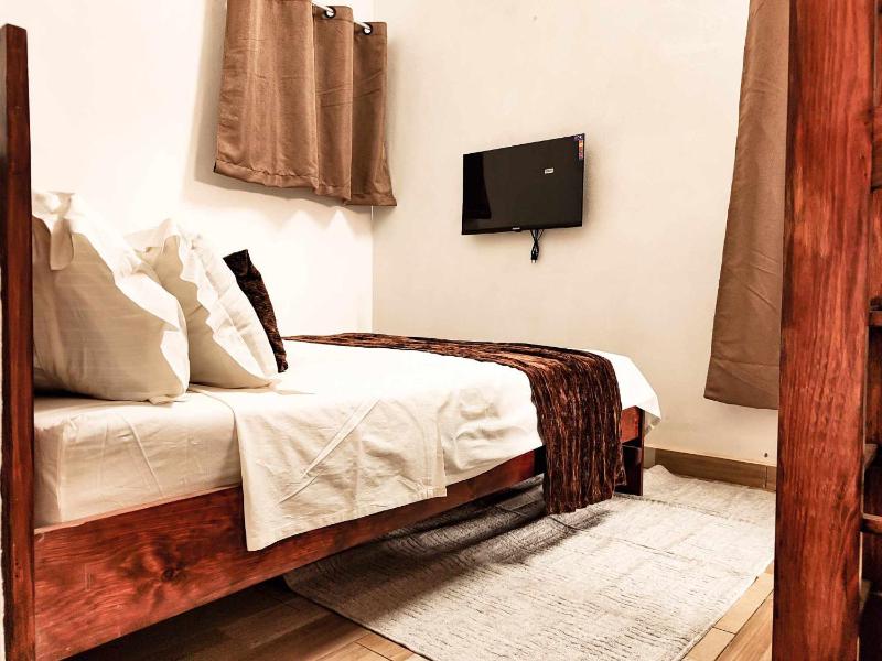 M'Serenity Guest House - image 15