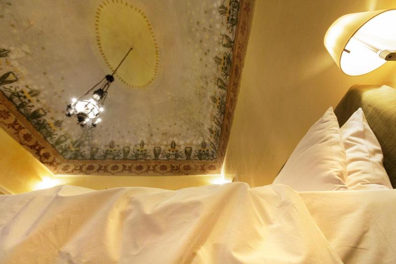 Junior Suite image 2