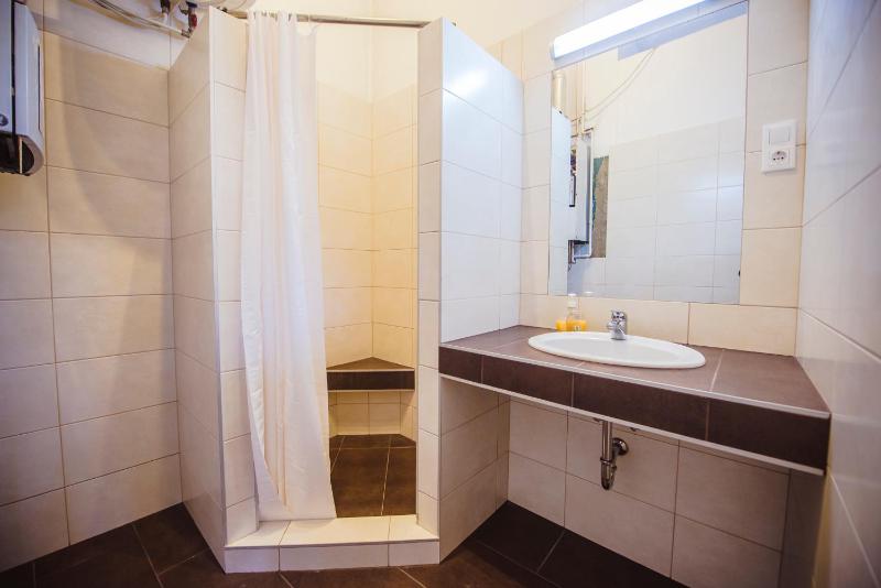 Unity Hostel Budapest - image 16