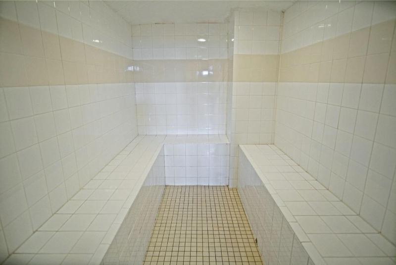 Hot Tub Loft with Balcony Great Views 2 Bedrooms 30 Plus Night Rentals Welcome - image 32