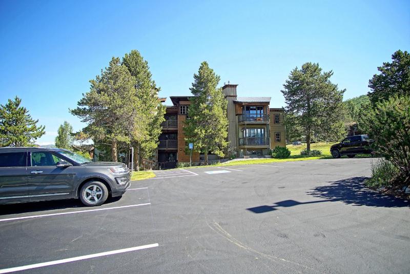 Hot Tub Loft with Balcony Great Views 2 Bedrooms 30 Plus Night Rentals Welcome - image 25