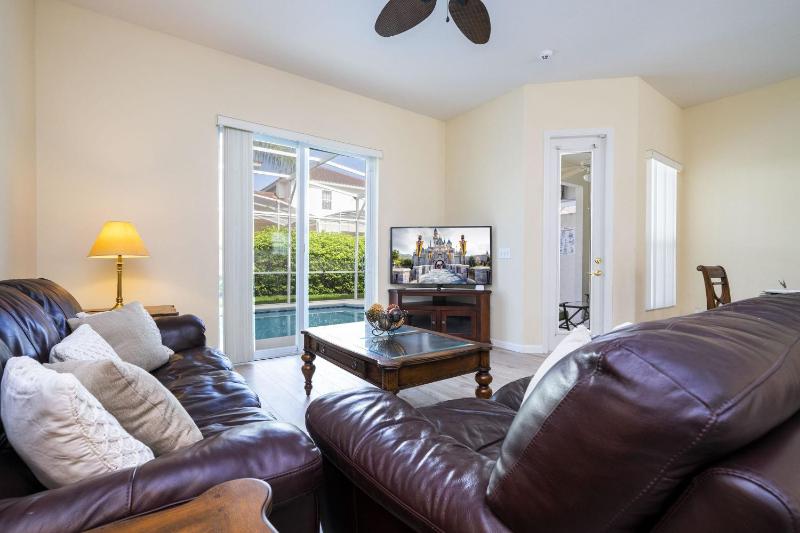 Marvelous 4Bd Close to Disney w Pool at 313 Tuscan Hills - image 15