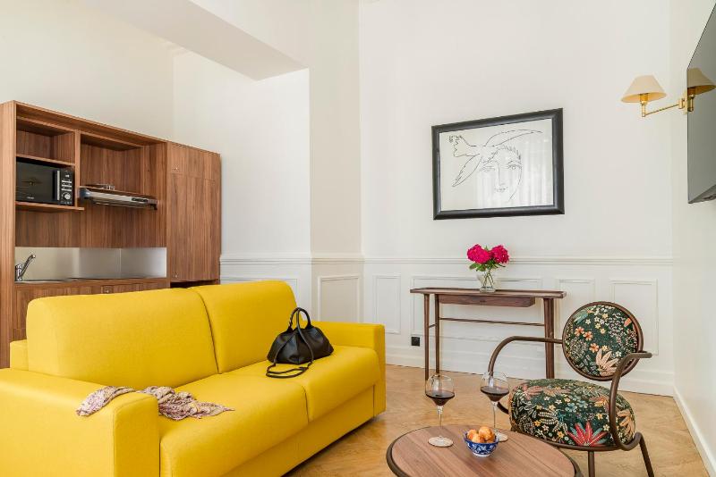 Apartment - Ground Floor image 4