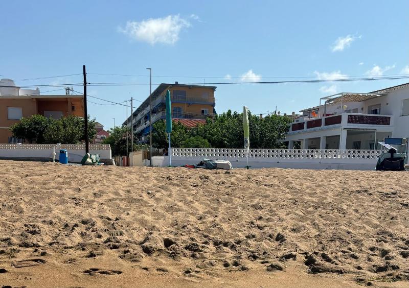 Las Perlas primera linea Images
