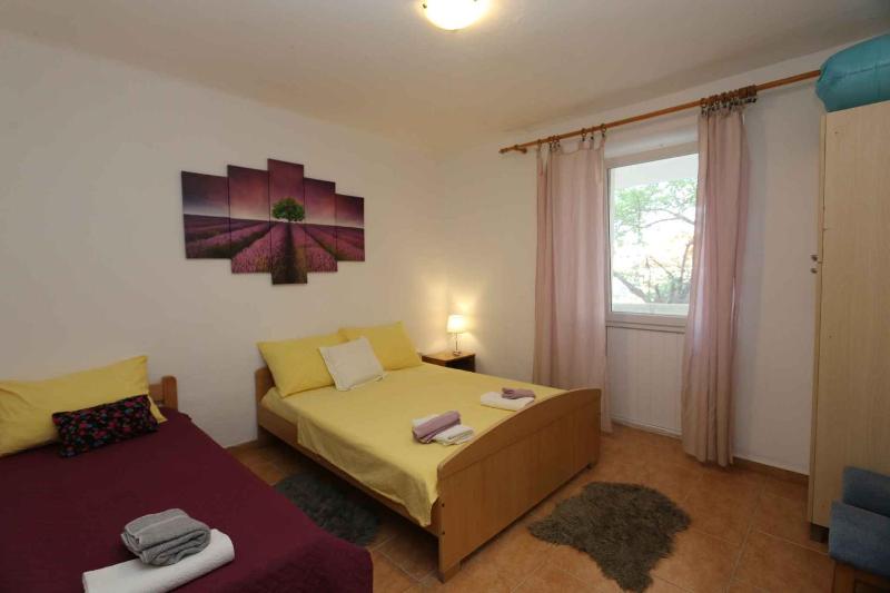 Apartment in Silo - Insel Krk 13555 - image 4