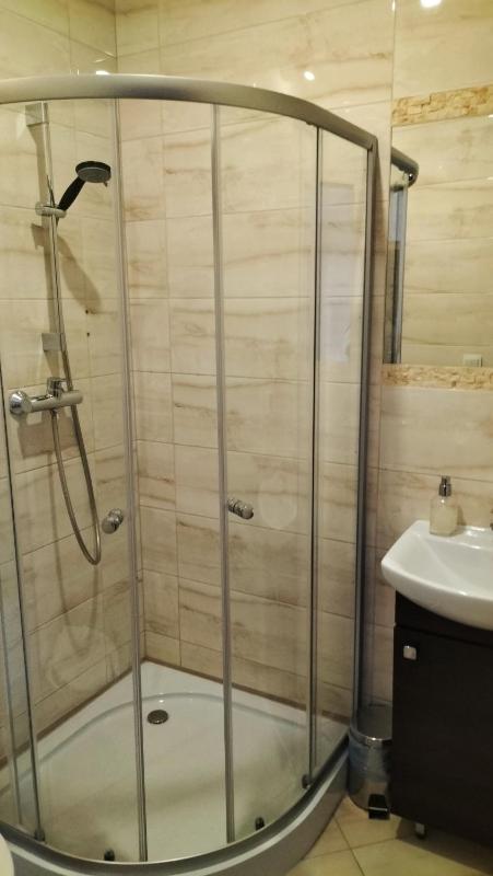 Large Double or Twin Room image 2
