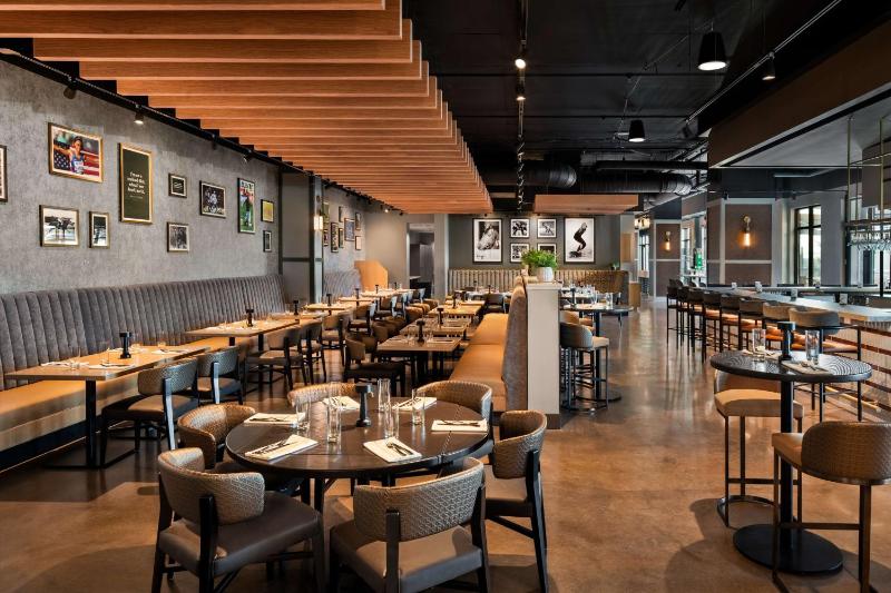 Tempo by Hilton Louisville Downtown NuLu - image 31