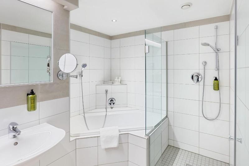 Junior Suite image 4