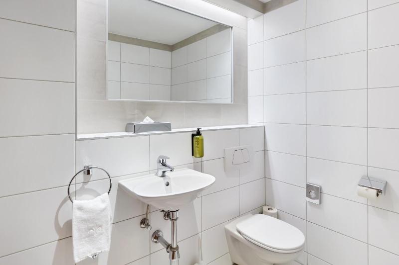 Junior Suite image 2