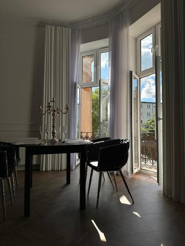 Suites & Premium Apartments Słowackiego - image 11